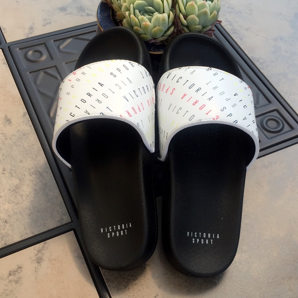 Victoria Sport • Single Strap Slip On Slide Sandal - Picture 4 of 5